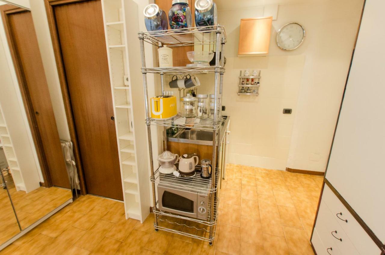 Appartamento Cozy Central Studio - Porta Romana Milano Esterno foto